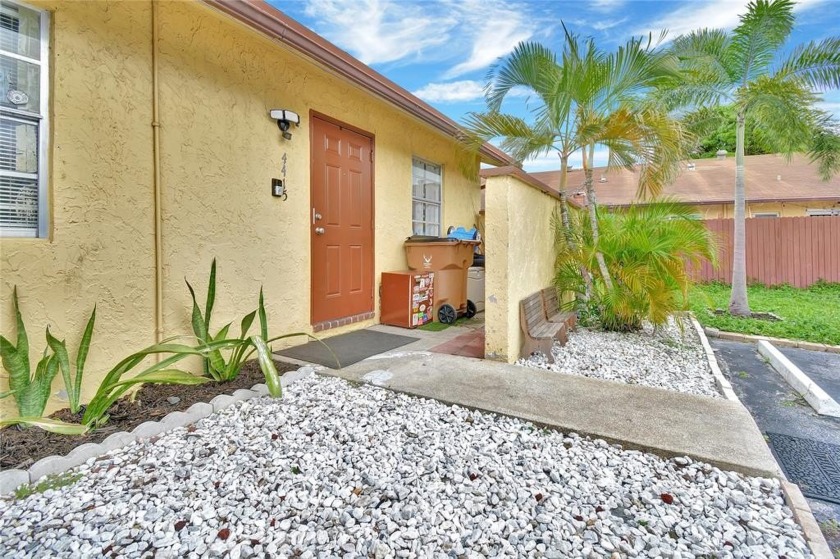 Step into possibility with this charming 2-bedroom, 2-bath - Beach Townhome/Townhouse for sale in Deerfield Beach, Florida on Beachhouse.com