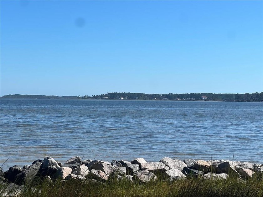 Nestled on the serene shores of Yorktown, VA, this picturesque 2 - Beach Acreage for sale in Yorktown, Virginia on Beachhouse.com