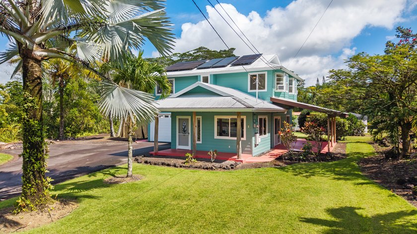 Private, solar-powered island living on a fully fenced acre in - Beach Home for sale in Keaau, Hawaii on Beachhouse.com
