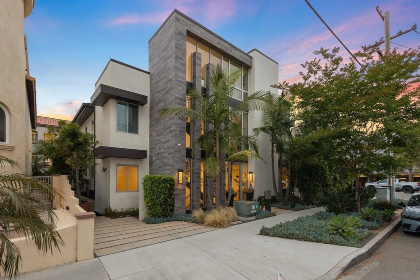 Single-Level Ocean View Luxury Condo in the heart of prestigious - Beach Home for sale in Carlsbad, California on Beachhouse.com