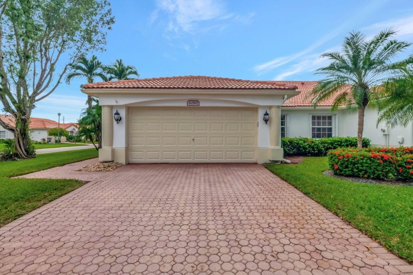 REDUCED! SELLER MOTIVATED! THE LARGEST 3/2 MODEL IN FLORAL LAKES - Beach Home for sale in Delray Beach, Florida on Beachhouse.com