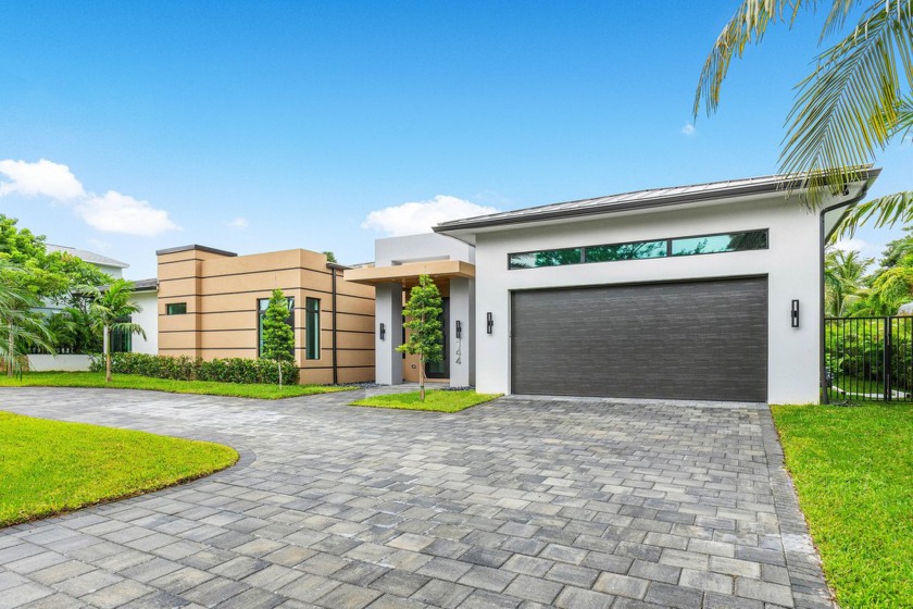 Discover modern luxury in this exquisitely built new home! - Beach Home for sale in Delray Beach, Florida on Beachhouse.com