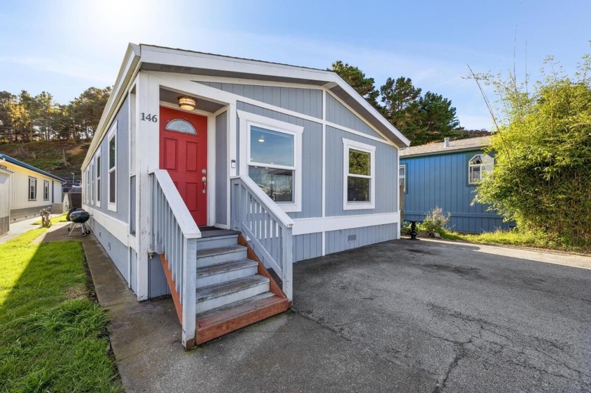 Discover comfort and coastal living in this inviting 3-bedroom - Beach Home for sale in Moss Beach, California on Beachhouse.com