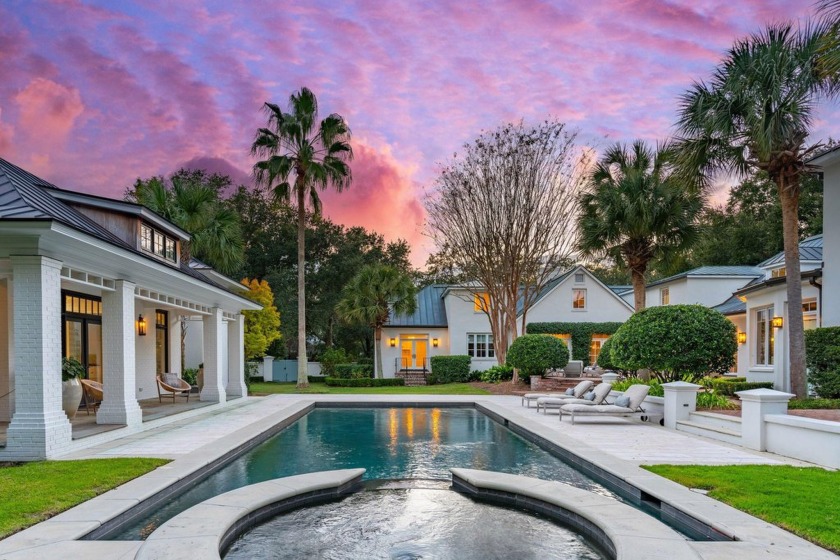 Welcome to 14 Jamestown Road, a grand estate nestled in The - Beach Home for sale in Charleston, South Carolina on Beachhouse.com