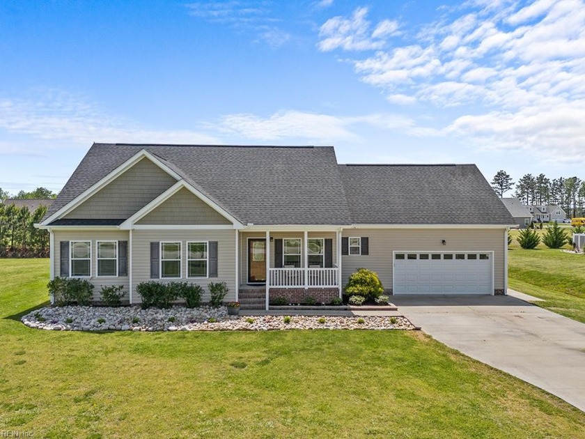 Minutes from the VA border, this 4 bedroom ranch is Move-In - Beach Home for sale in Moyock, North Carolina on Beachhouse.com