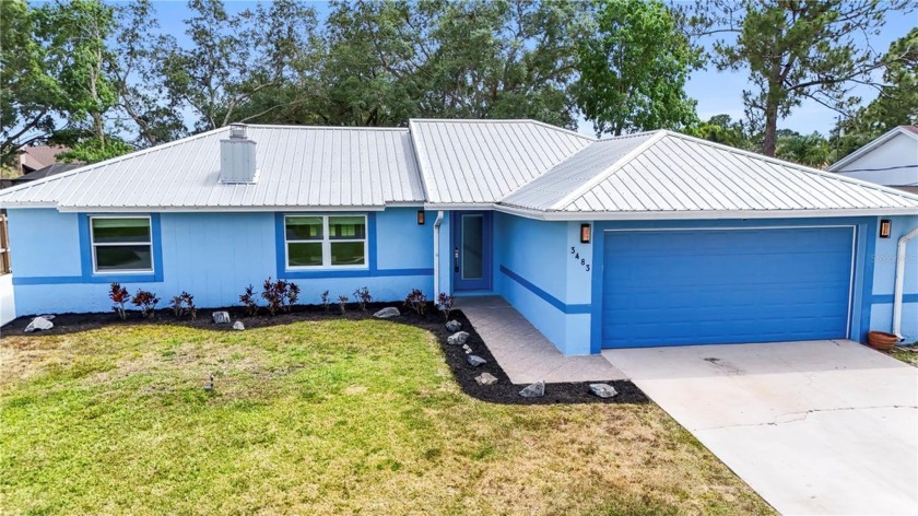 Enjoy Cocoa with this quiet and ready to go home with hard - Beach Home for sale in Cocoa, Florida on Beachhouse.com
