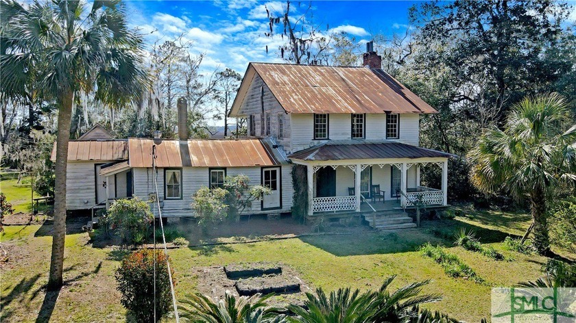 Discover this remarkable home built in 1850 by Randolph - Beach Home for sale in Darien, Georgia on Beachhouse.com
