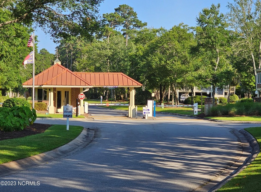 Discover easy, low-maintenance coastal living in this stunning - Beach Condo for sale in Ocean Isle Beach, North Carolina on Beachhouse.com