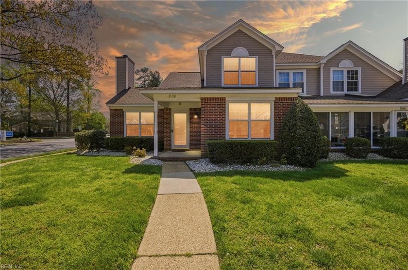Very functional condo in Kiln Creek with a new HVAC system. Open - Beach Condo for sale in Newport News, Virginia on Beachhouse.com