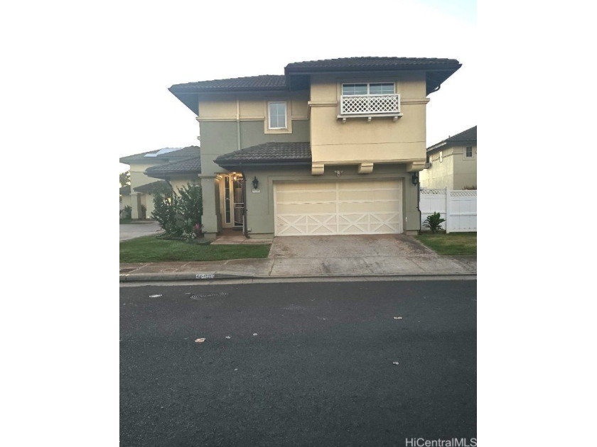 Nestled in the heart of Kapolei, this delightful single-family - Beach Home for sale in Kapolei, Hawaii on Beachhouse.com