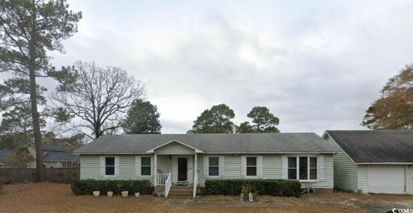 Welcome home to 202 Cabots Creek Dr, a rare find in the heart of - Beach Home for sale in Myrtle Beach, South Carolina on Beachhouse.com