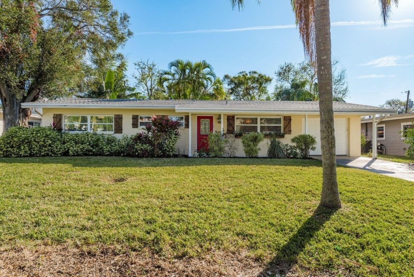 This beautifully updated three-bedroom, two-bathroom pool home - Beach Home for sale in Largo, Florida on Beachhouse.com