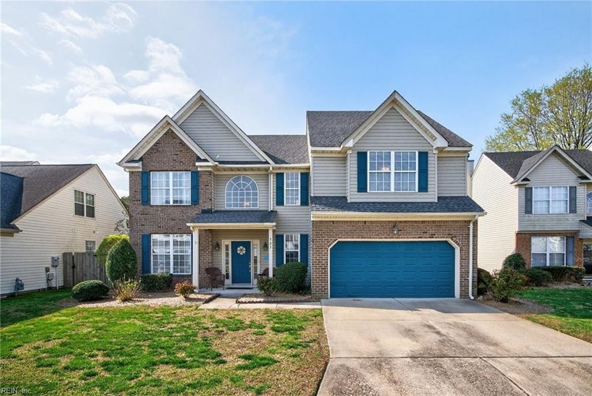 Luxurious living on the water within a convenient location. From - Beach Condo for sale in Chesapeake, Virginia on Beachhouse.com