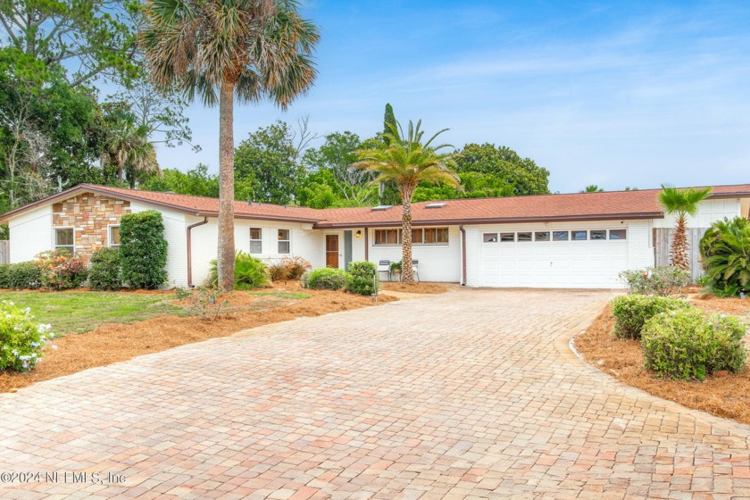 The waterfront home in Isle of Palms you have been waiting for! - Beach Home for sale in Jacksonville, Florida on Beachhouse.com