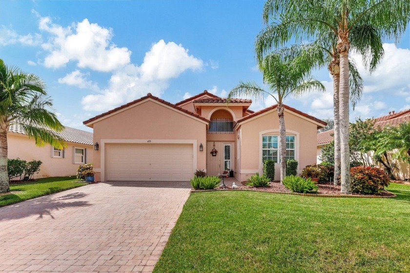 Welcome to this serene Ruby model, 2 bed, 2 bath with Den, 2 car - Beach Home for sale in Port Saint Lucie, Florida on Beachhouse.com