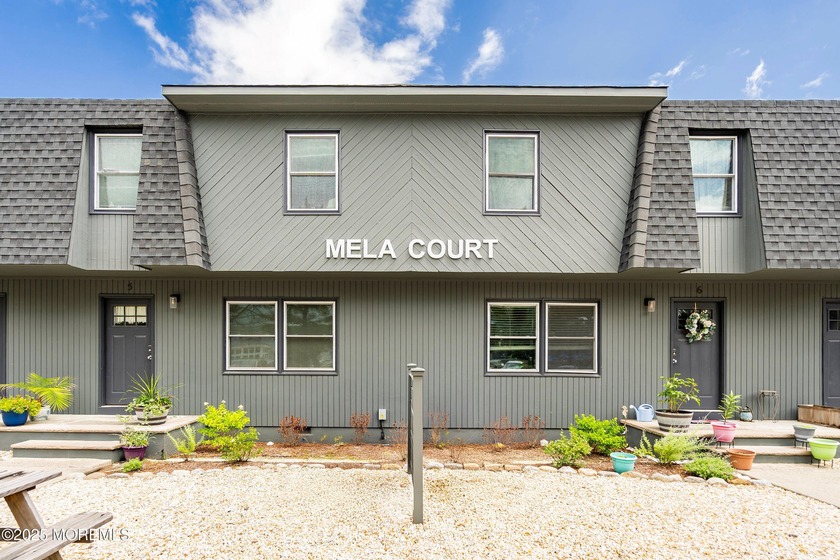 Northern Lavallette OCEANBLOCK- Courtyard Townhome...Totally - Beach Home for sale in Lavallette, New Jersey on Beachhouse.com