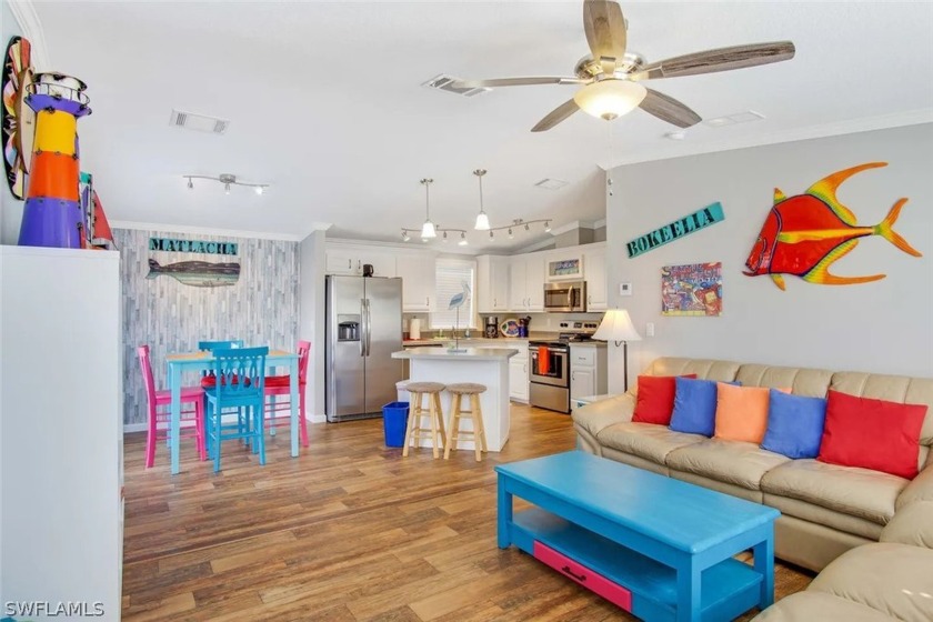 Looking for a seasonal getaway or fully furnished, TURNKEY - Beach Home for sale in Matlacha, Florida on Beachhouse.com