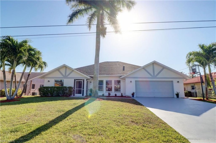 Big price improvement!!!Come check out this large, perfectly - Beach Home for sale in Cape Coral, Florida on Beachhouse.com