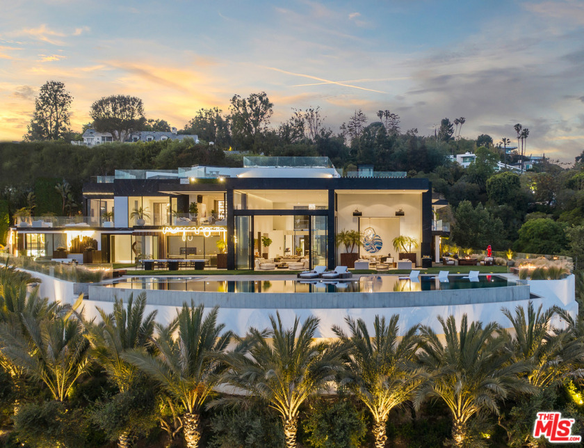 An architectural masterpiece located in Bel Air, Palazzo di - Beach Home for sale in Los Angeles, California on Beachhouse.com