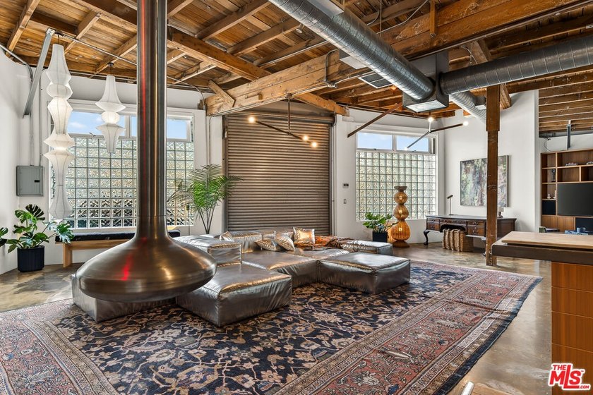 A rare opportunity to own a piece of Venice history, 122 Mildred - Beach Condo for sale in Venice, California on Beachhouse.com