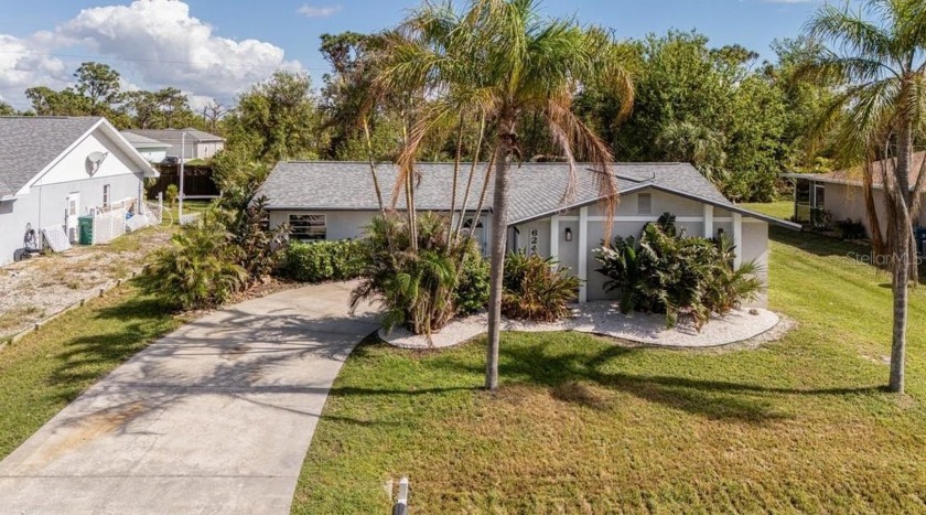 *Some photos have been virtually staged* This beautifully - Beach Home for sale in Englewood, Florida on Beachhouse.com