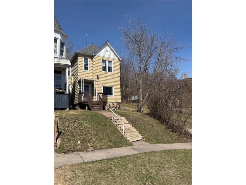 How about 3 lots for the price of 1.  This duplex was recently - Beach Home for sale in Duluth, Minnesota on Beachhouse.com