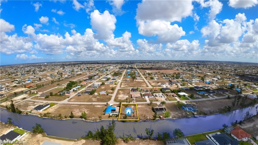 Fresh water canal with sought after Southern Exposure. This lot - Beach Lot for sale in Cape Coral, Florida on Beachhouse.com