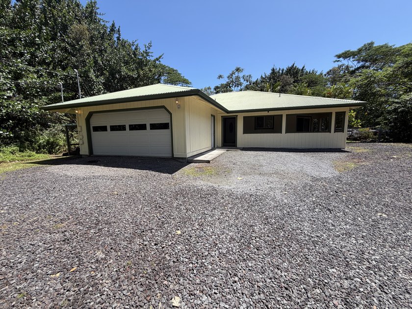 Nestled in desirable Hawaiian Paradise Park subdivision, this - Beach Home for sale in Keaau, Hawaii on Beachhouse.com