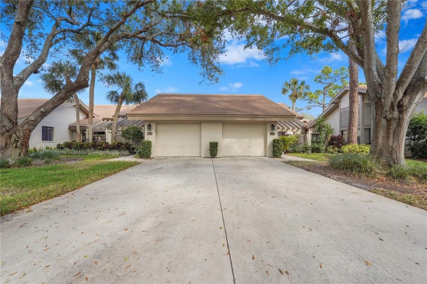 Welcome to The Meadows Golf and Country Club (club membership - Beach Condo for sale in Sarasota, Florida on Beachhouse.com