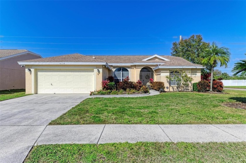 Completely unscathed from this hurricane season's storms and - Beach Home for sale in Bradenton, Florida on Beachhouse.com