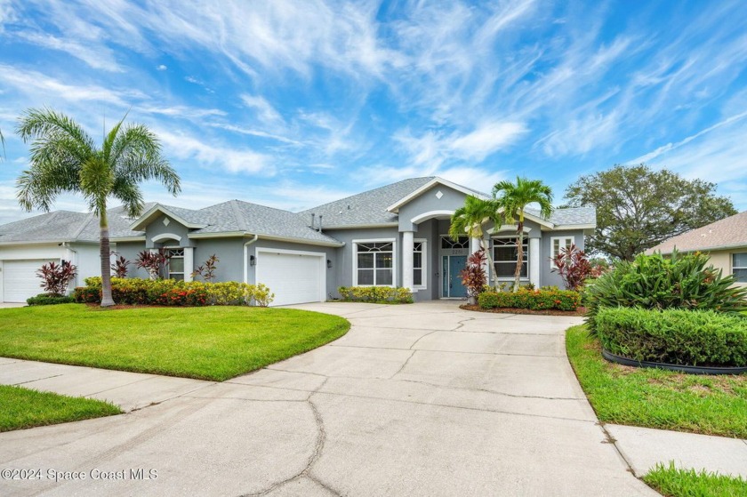 Welcome to this BEAUTIFUL LAKEVIEW HOME in the DESIRABLE VIERA - Beach Home for sale in Rockledge, Florida on Beachhouse.com