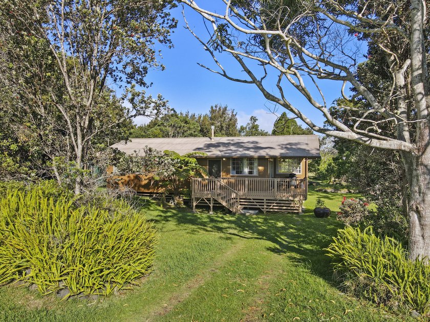 This recently remodeled two bedroom, two bath cabin is a - Beach Home for sale in Volcano, Hawaii on Beachhouse.com