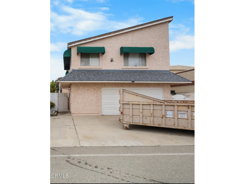 Endless possibilities abound in this large beach house close to - Beach Home for sale in Oxnard, California on Beachhouse.com