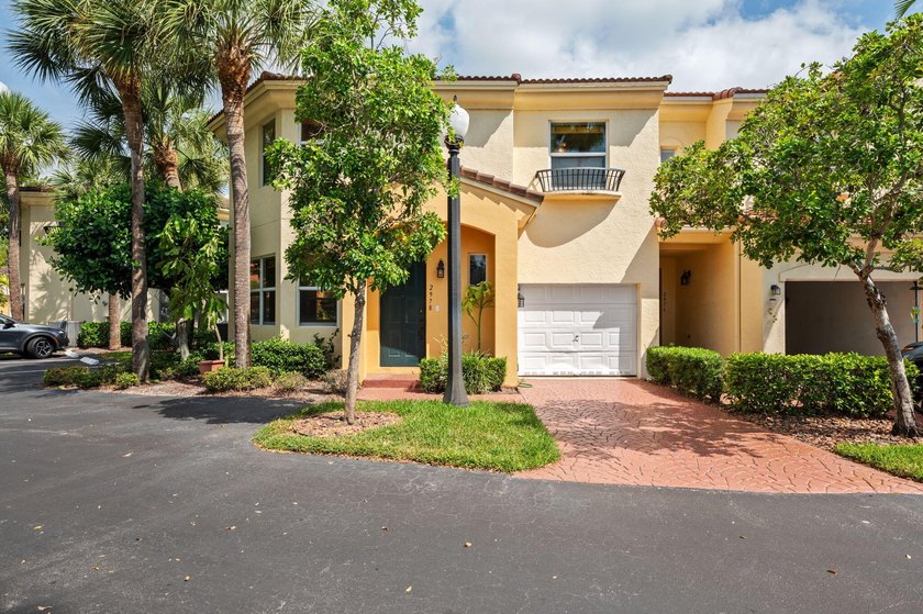 Welcome to Arbor Green at Deer Creek, a quiet and beautifully - Beach Townhome/Townhouse for sale in Deerfield Beach, Florida on Beachhouse.com