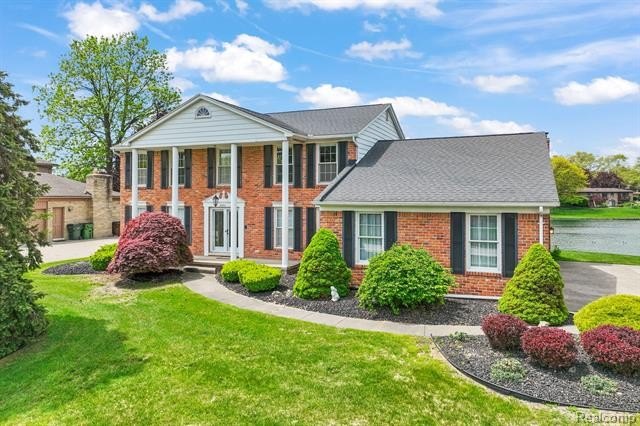 Welcome to your dream home in Shelby Township! This beautifully - Beach Home for sale in Shelby, Michigan on Beachhouse.com
