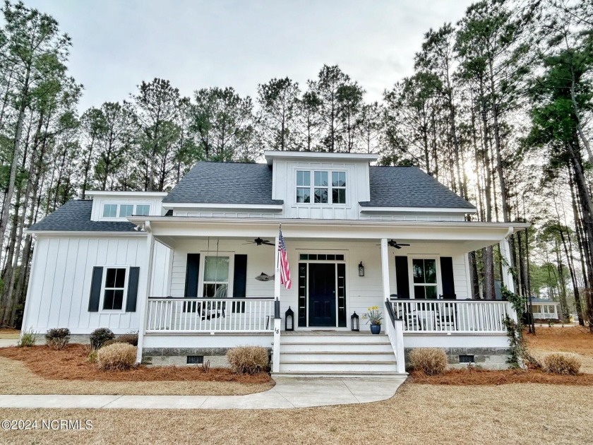 The ''Carolina Capehouse'' is the definition of a classic - Beach Home for sale in Minnesott Beach, North Carolina on Beachhouse.com
