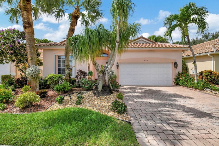 *CLASSIC ELEGANCE DESCRIBES THIS  BEAUTIFUL 3 BEDROOM 2 FULL - Beach Home for sale in Boynton Beach, Florida on Beachhouse.com