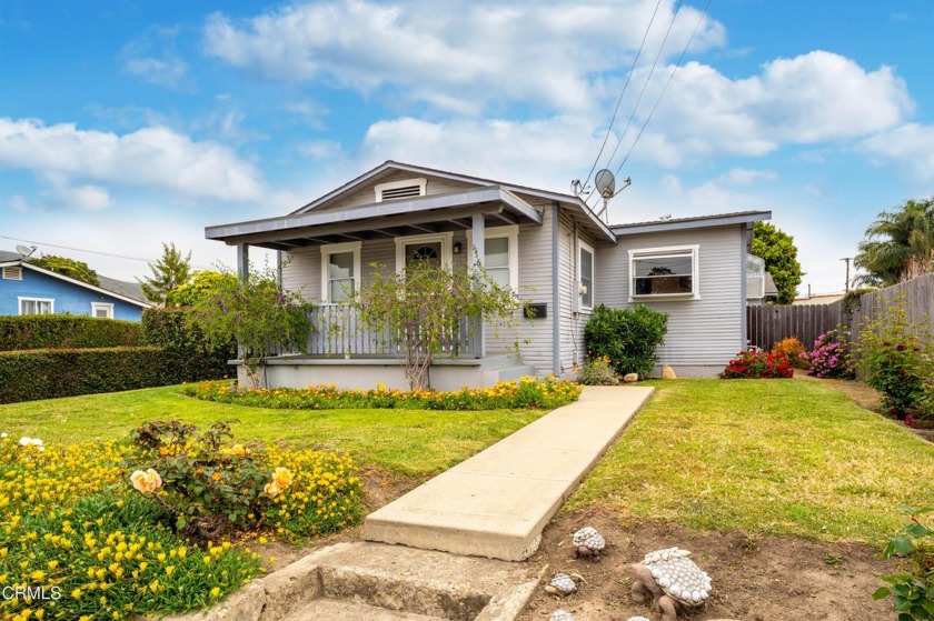 Charming 3 bedroom, 1 bathroom Midtown Bungalow with detached - Beach Home for sale in Ventura, California on Beachhouse.com