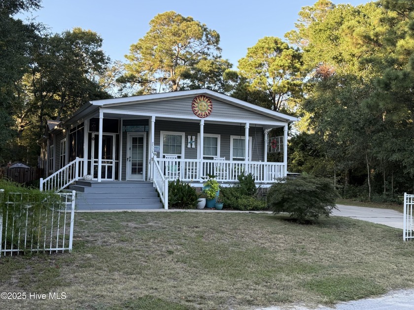 Well maintained doublewide with lots of upgrades in ICW - Beach Home for sale in Supply, North Carolina on Beachhouse.com