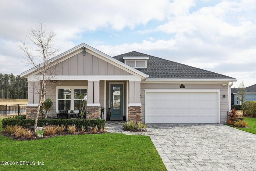 Spectacular home nestled on a quiet cul de sac in a premier - Beach Home for sale in Saint Johns, Florida on Beachhouse.com