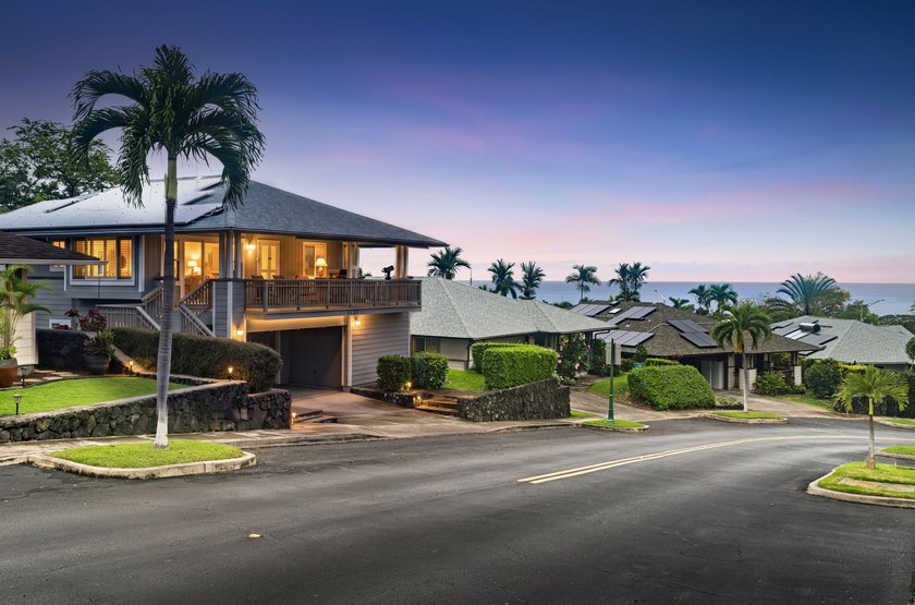Live the Kona lifestyle with ocean views, a private pool, and - Beach Home for sale in Kailua Kona, Hawaii on Beachhouse.com