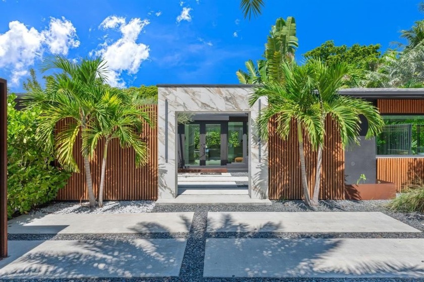 Beautifully Updated 4BR/3BA Smart Home Coral Ridge! Enjoy - Beach Home for sale in Fort Lauderdale, Florida on Beachhouse.com