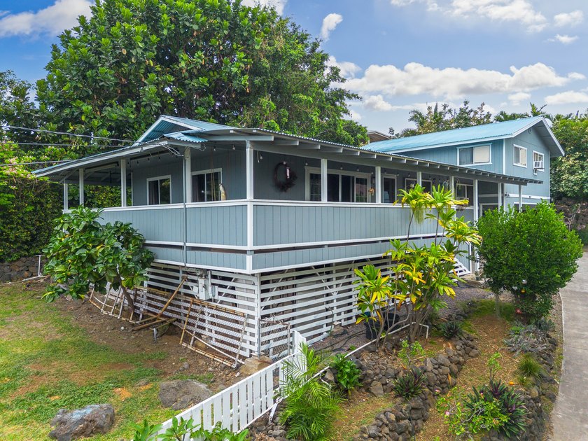 Opportunity knocks in a prime location just minutes from beaches - Beach Home for sale in Kailua Kona, Hawaii on Beachhouse.com