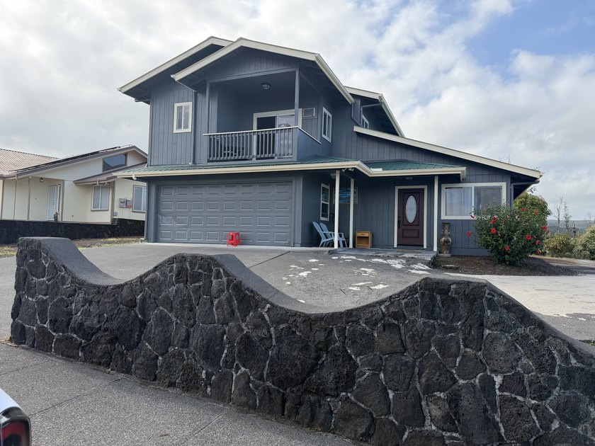 6 Bedroom 3 Bath in Sunrise Ridge. Perfect for large family - Beach Home for sale in Hilo, Hawaii on Beachhouse.com