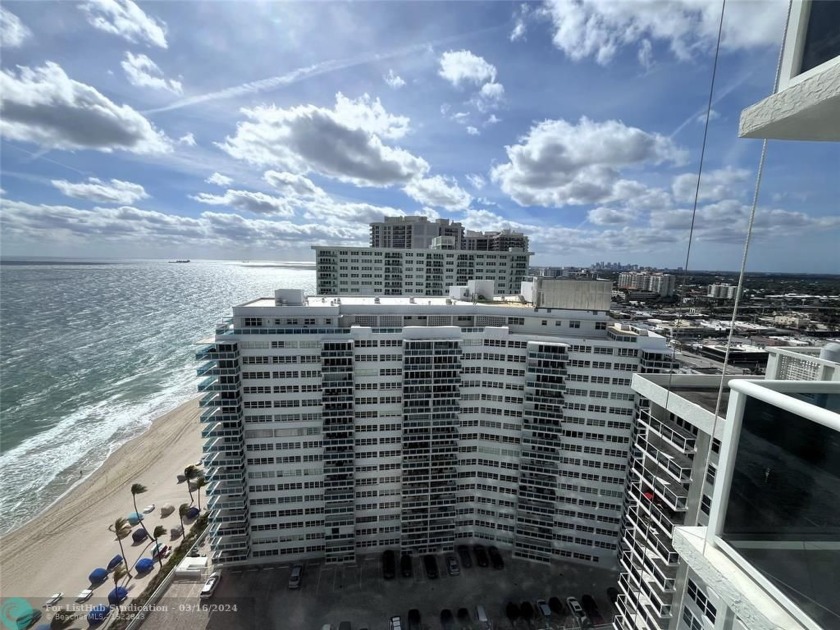 Completely remodeled with great SE ocean views and city views - Beach Condo for sale in Fort Lauderdale, Florida on Beachhouse.com
