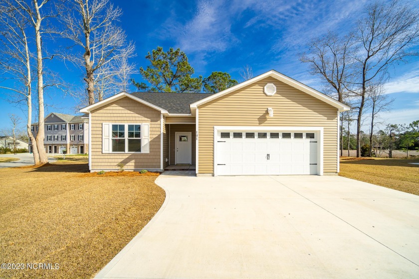 Huge PRICE REDUCTION for  Waterfront !  New Construction RANCH - Beach Home for sale in Hubert, North Carolina on Beachhouse.com