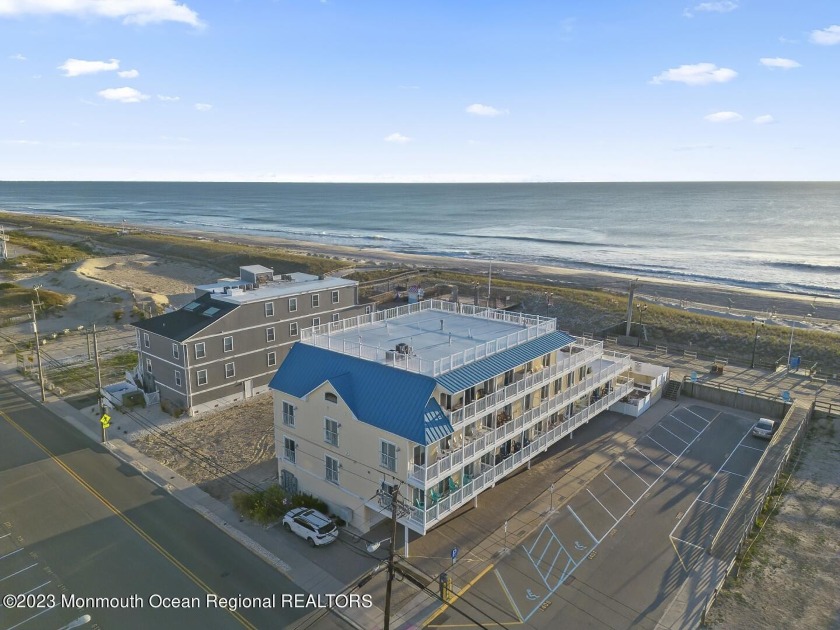 This One-of-a-Kind Oceanfront Penthouse has Panoramic Ocean & - Beach Condo for sale in Seaside Heights, New Jersey on Beachhouse.com