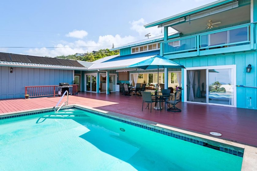 WELL BUILT 3 BED, 3 BATH HOME W/POOL, OCEAN & SUNSET VIEWS - Beach Home for sale in Captain Cook, Hawaii on Beachhouse.com