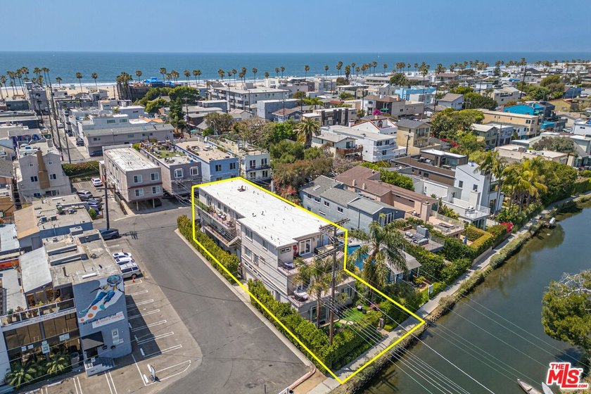 REO Lender-Owned Foreclosure Premier 5-Unit Trophy Asset on the - Beach Home for sale in Venice, California on Beachhouse.com