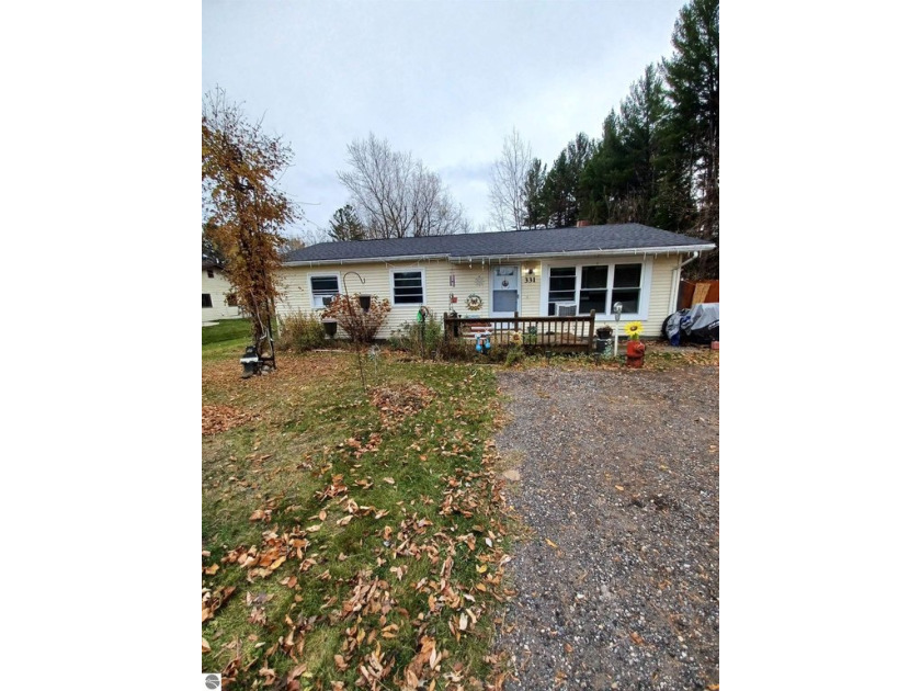 Many upgrades in this 2 (can have a 3rd) Bedroom Home in a - Beach Home for sale in Harrisville, Michigan on Beachhouse.com